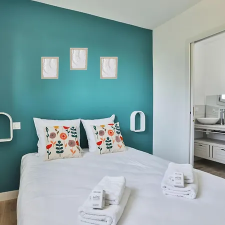 En Pleine Campagne Proche De La Villa