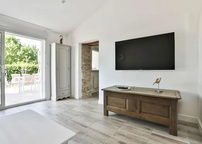 En Pleine Campagne Proche De La * Saint-Vincent-sur-Jard