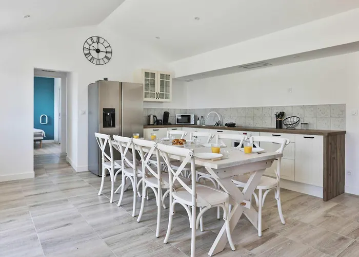 Vila En Pleine Campagne Proche De La