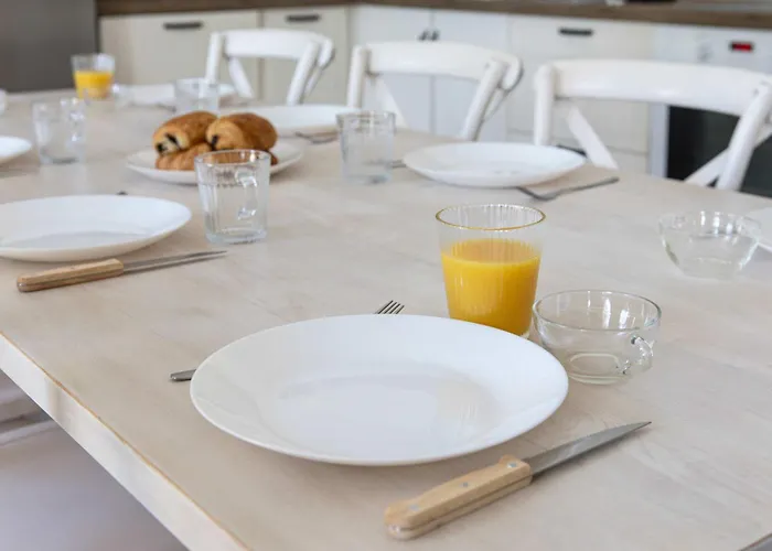 En Pleine Campagne Proche De La *