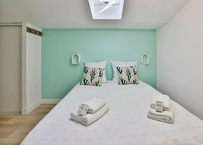 En Pleine Campagne Proche De La Vila *